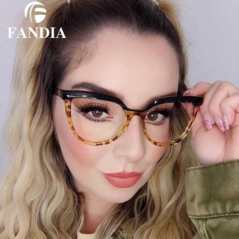 82032 moda Anti-azul gafas de luz mujeres de color caramelo gafas lisas CP insertar gafas ópticas en stock fábrica al por mayor