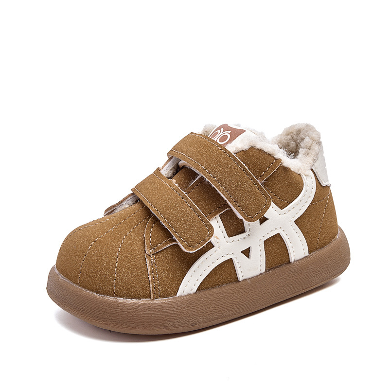 Zapatos de algodón para niños 2025 invierno coreano de piel esmerizada bebé de cordero y zapatos de skate de lana al por mayor