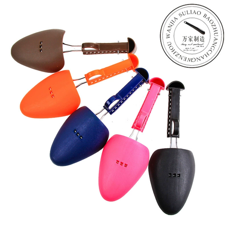 Производитель поставляет готовые регулируемые пластиковые формодержатели для обуви для мужчин и женщин, формовочные вкладыши для обуви для придания формы и предотвращения деформации.