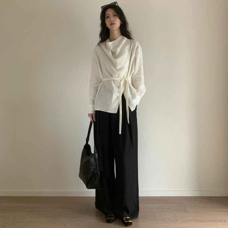 Korean-Style Light Mature Style Asymmetrical Draped Collar Waist-Cinching Top for Women, Autumn Design with Diagonal Placket and Tie, Slimming Shirt, Trendy Korean-Style Light Mature Style Asymmetrical Draped Collar Waist-Cinching Top for Women, Autumn Design with Diagonal Placket and Tie, Slimming Shirt, Trendy