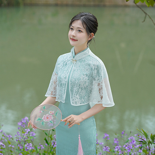 Cheongsam waistcoat, shawl, cardigan—2024 spring/summer women’s Chinese-style solid-color vintage elegant knitted small jacket.