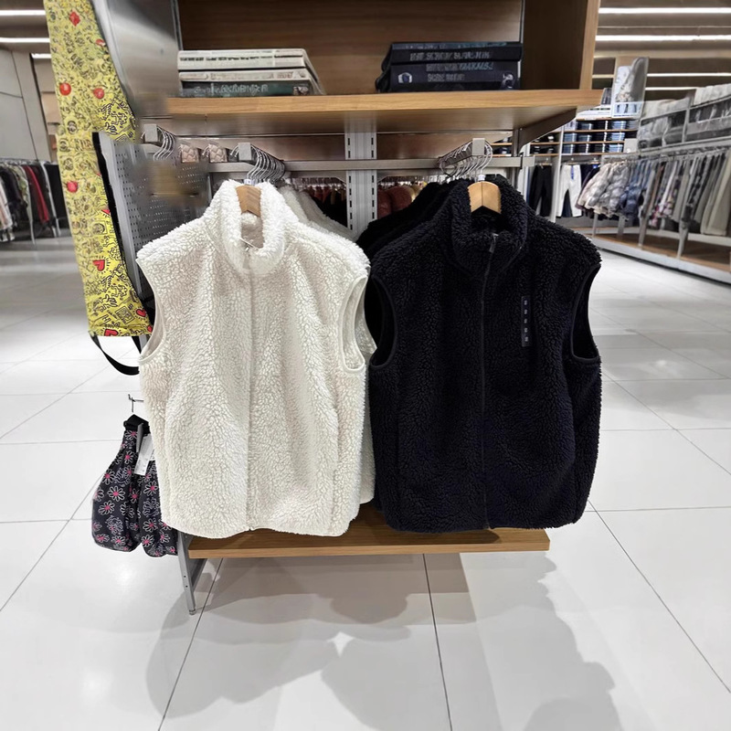 Autumn and Winter New Faux Lamb Fleece Fleece Vest Loose Thickened Vertical Collar Vest Women's M461913 Generation Chattering