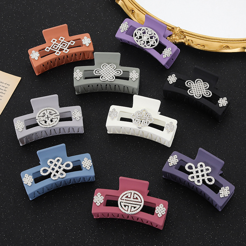 Mongolian Ethnic Style Summer Dopamine Macaron Color Grabber Socialite Middle-Aged Grabber Versatile Hair Twister