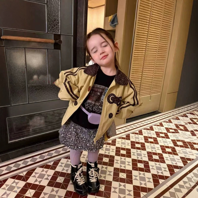 2026 Autumn New Korean Style Children's Clothing: Girls' Embroidered Cat and Leopard Print Lapel Jacket with Faux Two-Piece Leopard Print Base Layer