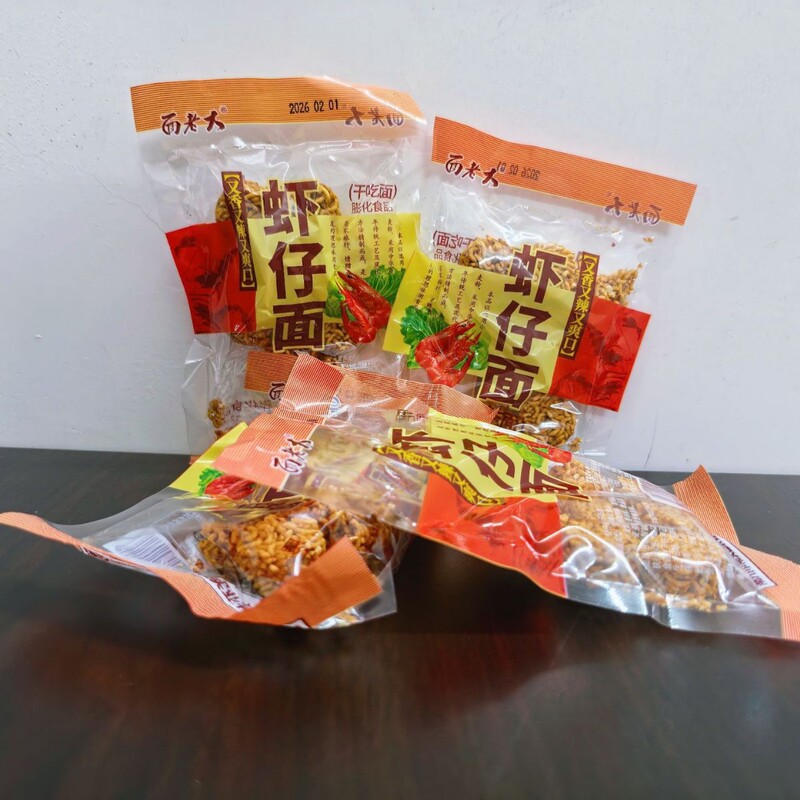 Xinchen noodles boss shrimp noodles 8090 s nostalgic snacks snack dry crisp noodles Pinch noodles ramen wholesale Xinchen noodles boss shrimp noodles 8090 s nostalgic snacks snack dry crisp noodles Pinch noodles ramen wholesale