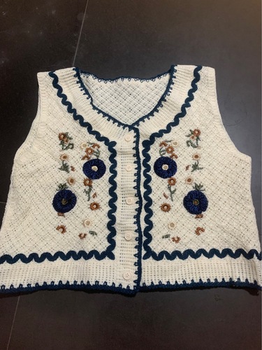 Women's Autumn Embroidered Knit Cardigan Vests with Peony Style, Layered Top, Fashionable, Wholesale