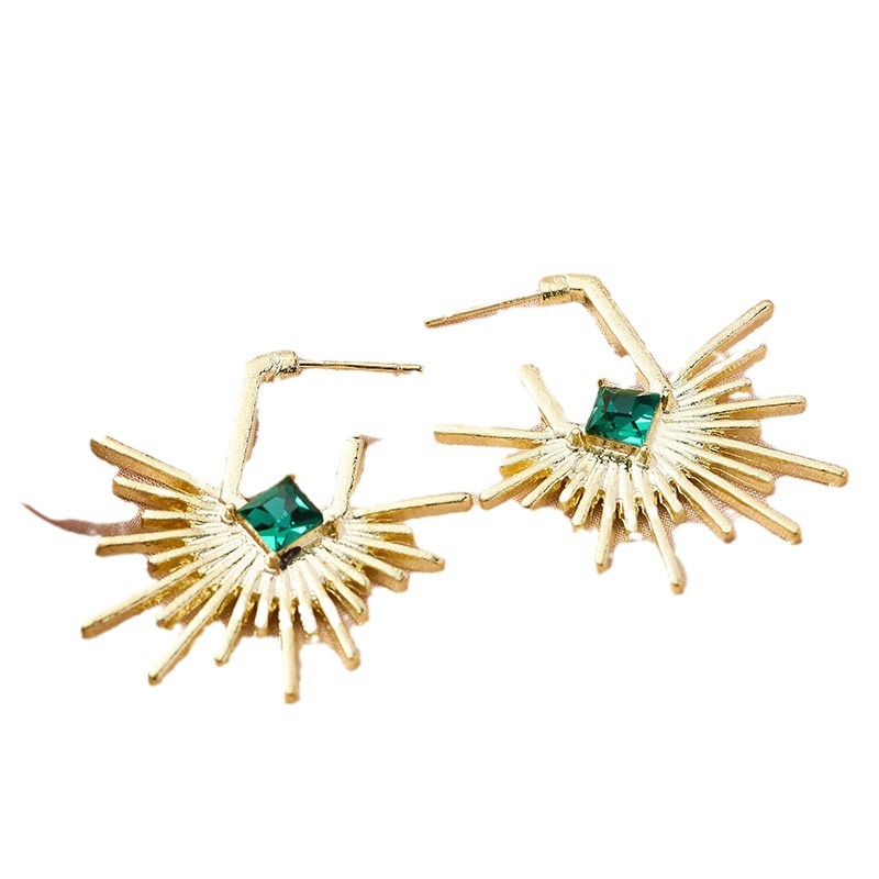 Emerald Green Irregular Stud Earrings Ancient Greek Sun Style_voghion.com
