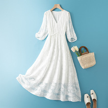 重工真丝刺绣连衣裙女2025春夏新款法式优雅气质桑蚕丝长裙