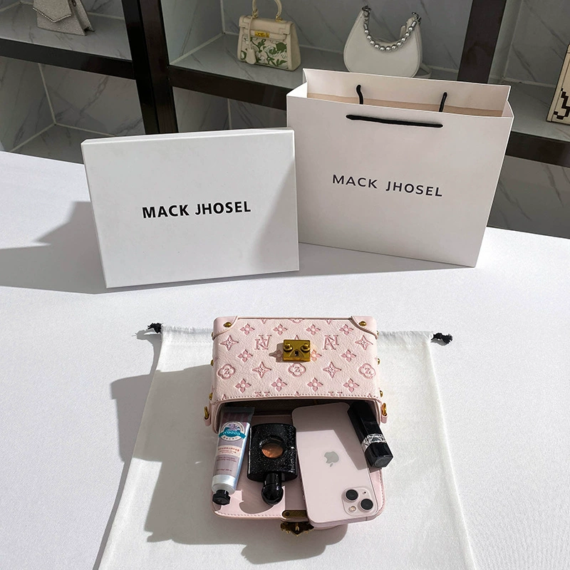 Handheld fuchsia box, shoulder bag, high-end