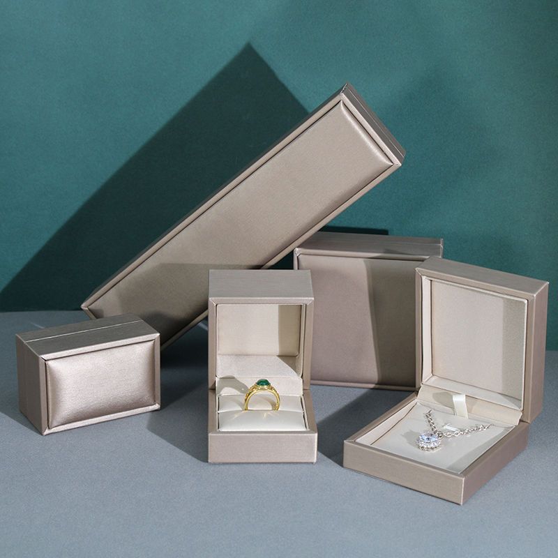 Wenjian cepillado pu caja de joyería de cuero caja de anillo de embalaje caja colgante pulsera collar caja de regalo fabricante