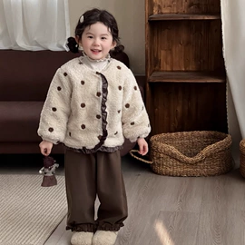 童裤;童连衣裙;童套装