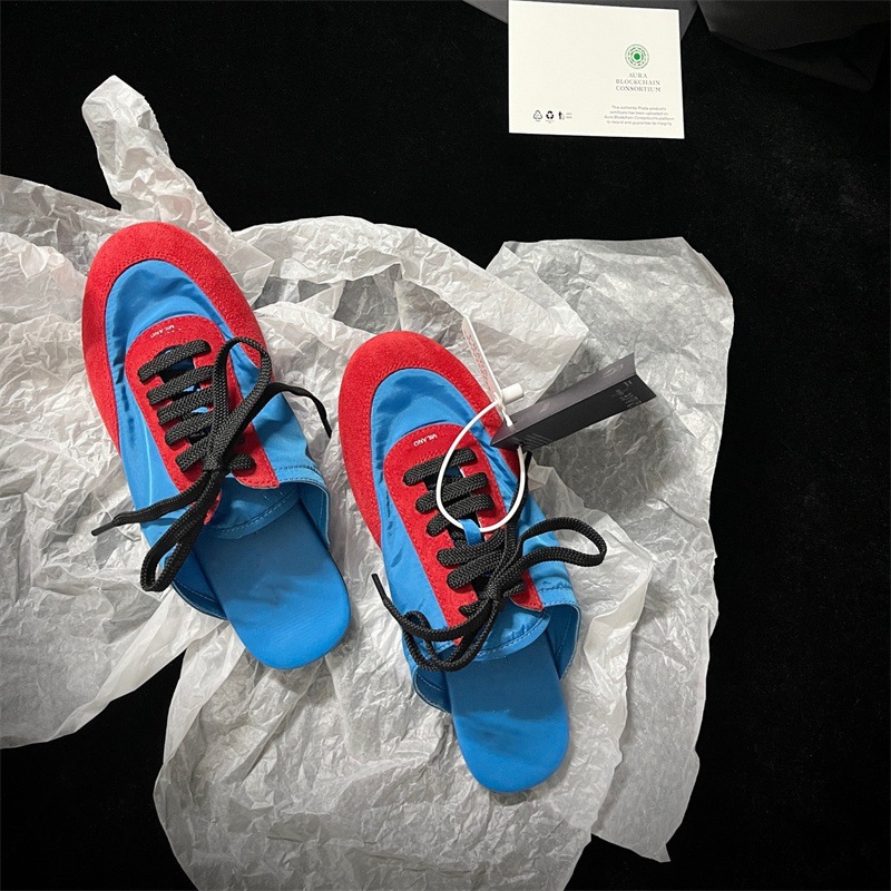 파란색과 빨간색