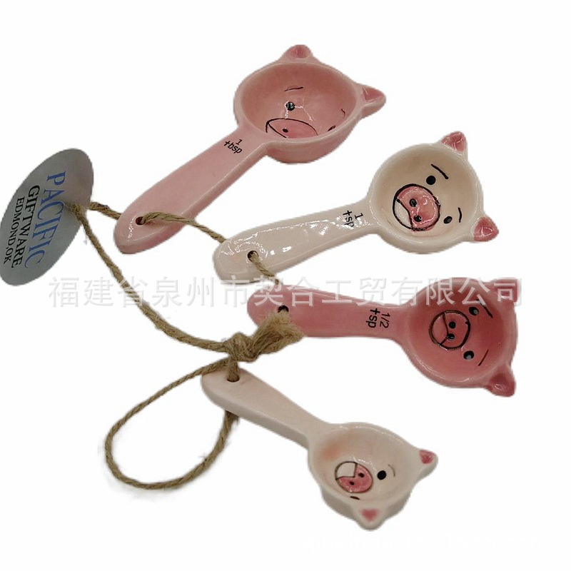 Cute Cat Cuchara medidora de cerámica Juego de cuatro piezas Cuenco de cocción de cocina Juego de taza medidora de cerámica creativa de Amazon de dibujos animados