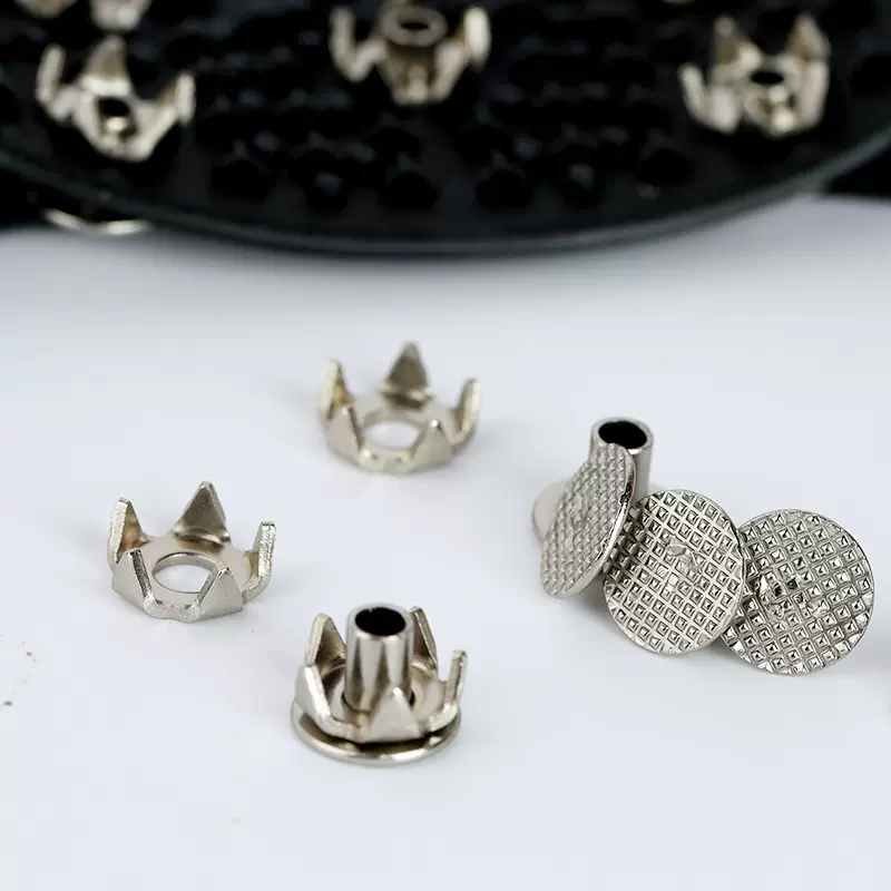 厂家大量现货冰爪五金钉配件 空中铆钉 防滑冰爪鞋套冲压五金钉子