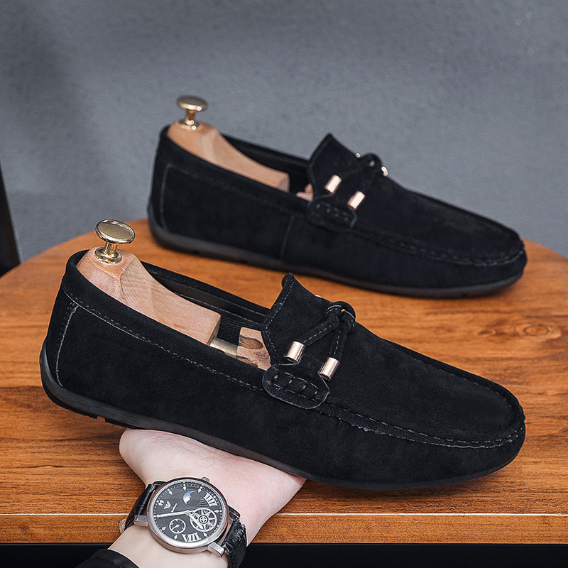 Zapatos Doudou para hombre verano 2025 nuevos zapatos de cuero esmerilado de terciopelo perezoso de un pie zapatos de moda de conducción de negocios para jóvenes