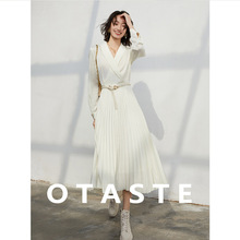 重磅真丝拼接法式长裙女高级感2025新款设计感气质通勤百褶连衣裙