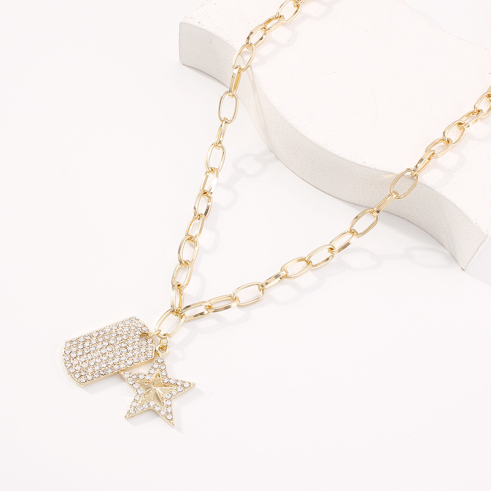 Fashion Single-layer Square Brand Star Necklace display picture 9