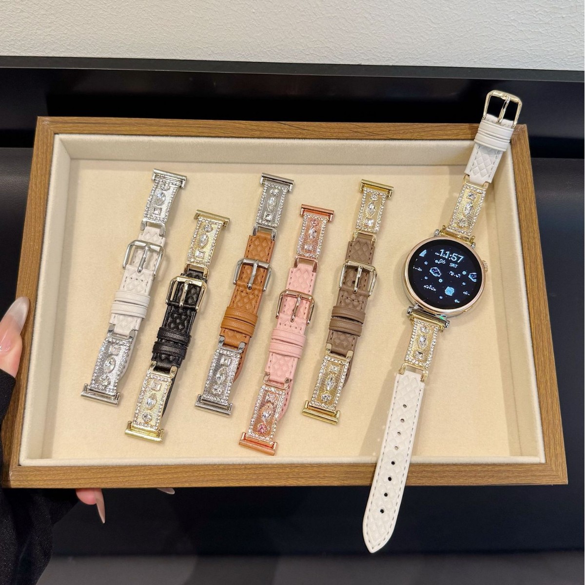 Suitable for Huawei Watch Gt5/4/3 Water Drop Diamond Curved Piece with Rhombus Grids Watch Strap 8910 Bracelet Fit34 Small Fragrance