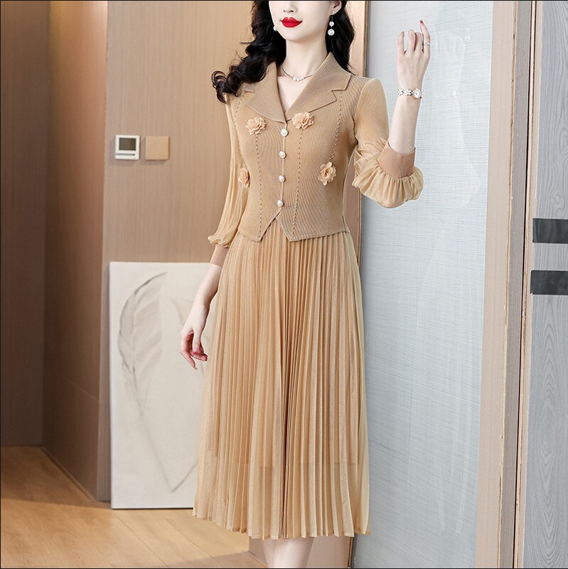 2026 Spring New Style Pleated Long-Sleeved Suit Collar Fake Two-Piece Dress That Covers the Belly and Makes You Look Slimmer, Long Lace Dress for Women