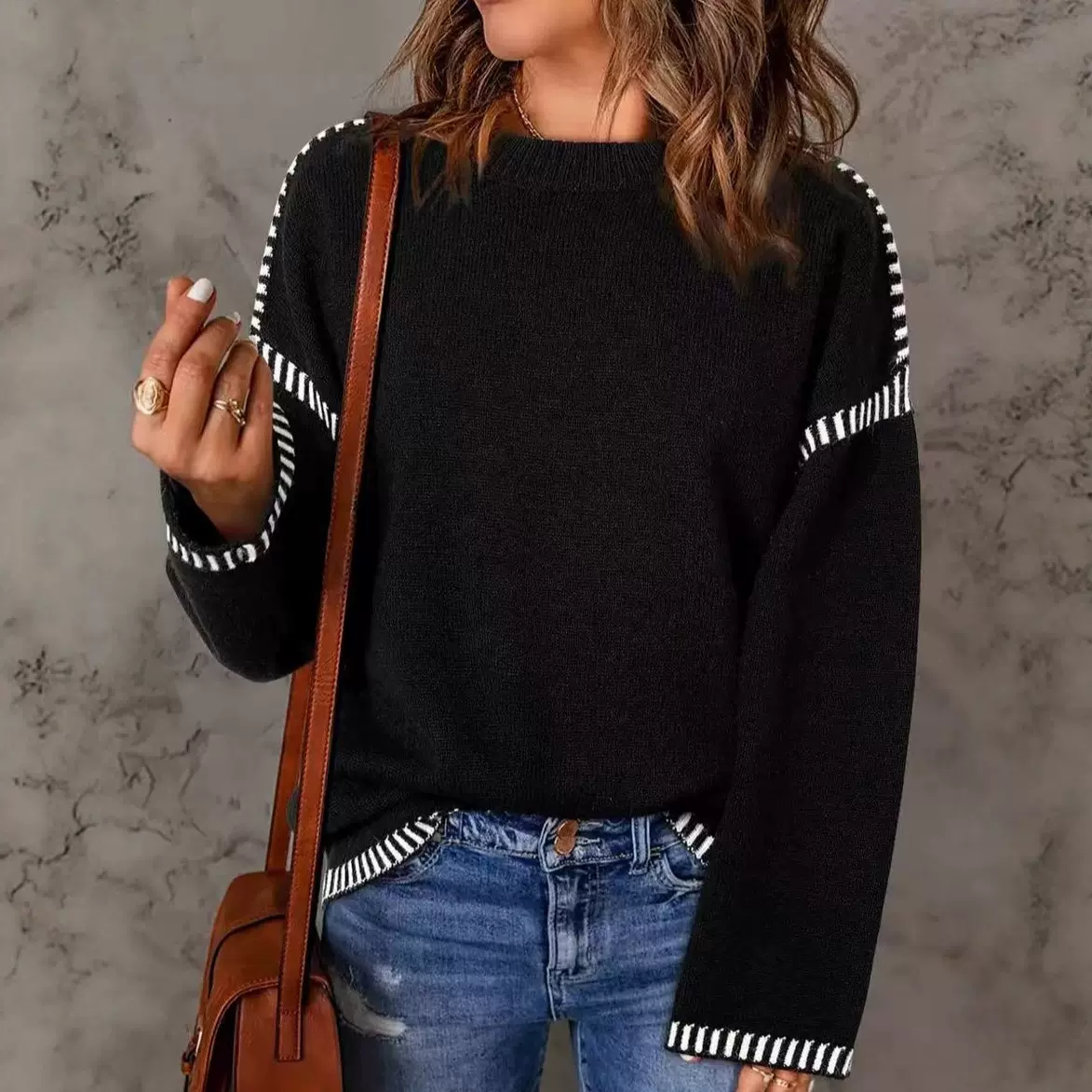 欧美2025欧美跨境秋冬季毛衣时尚圆领宽松长袖撞色绞花针织套头毛