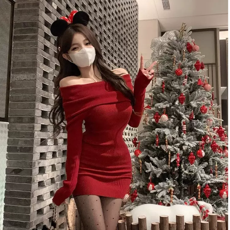圣诞战衣穿搭红色一字肩针织连衣裙女秋冬季打底新年战袍毛衣裙子