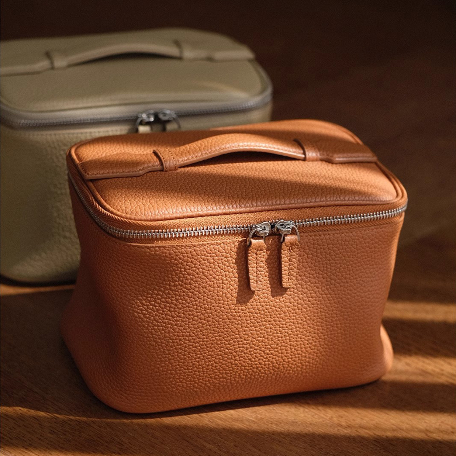 Estuche de herramientas de piel de vaca, bolsa de cosméticos, portátil de gran capacidad, portátil, almacenamiento de estuche de cosméticos para viajes de negocios profesionales