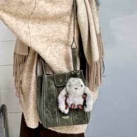 南枫潮流百搭秋露青茵水桶包2025巨好看的包包女手提单肩斜挎小包