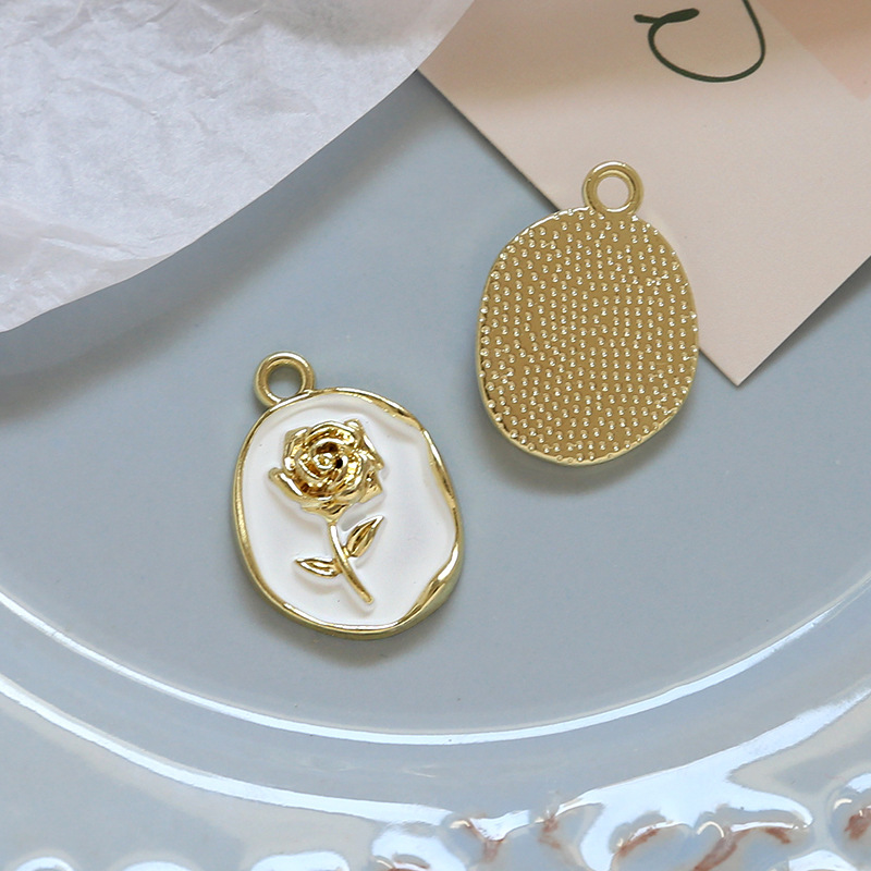 65g Weight Pearl Inlay Material Charms, Jewelry Accessories Classification 10 PCS/Package Quantity Alloy Material Rose Pattern Enamel, Inlay Design Sweet Style 10 PCS/Package Alloy Pearl Rose 7