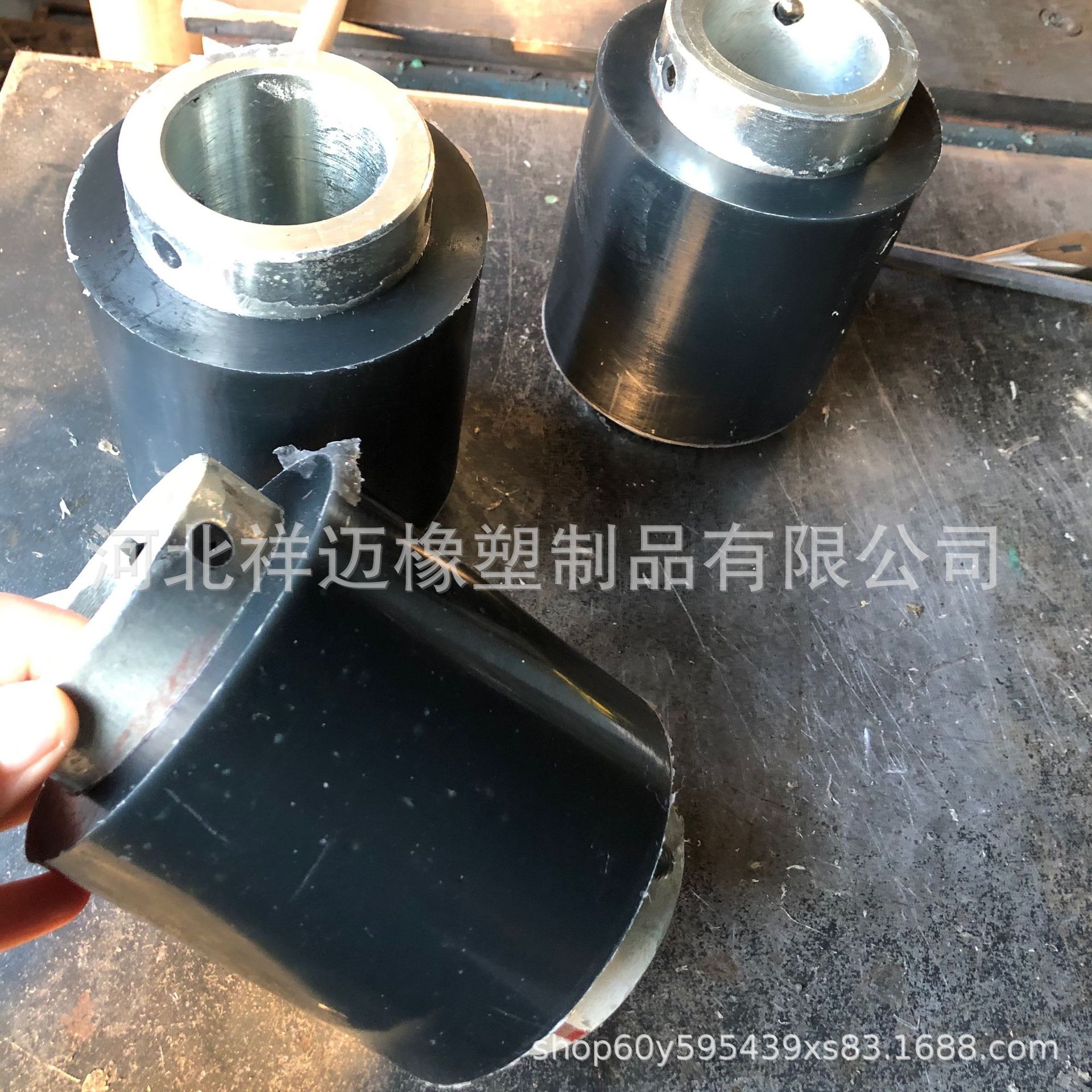 供应聚氨酯包胶轮 聚氨酯轮辊 PU包胶轮 浇注型聚氨酯 聚氨酯杂