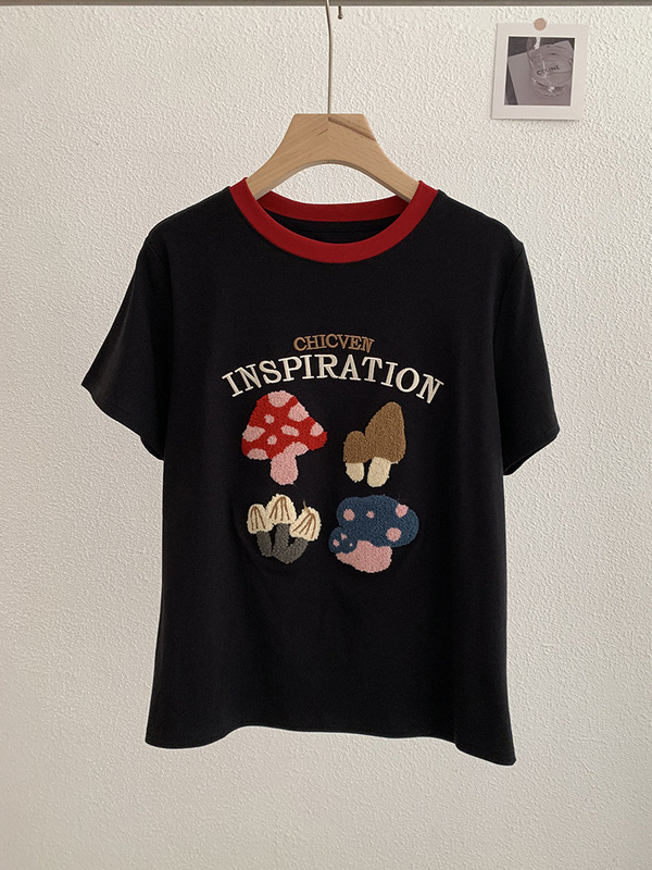 欧瑪莱は色の丸首のレースのアヒルにぶつかって布の半袖の正肩の頭のtシャツの韓系の百合の上着の3486を貼ります。|undefined