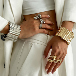 �W���羳�F�����ٴ��揗�����CBracelet ����L�|���Q�y�֭hŮ