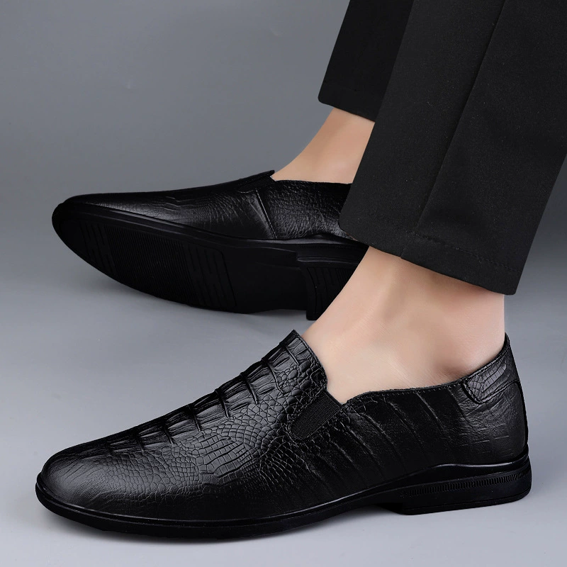 Men's shoes for leather shoes, fashionable casual footwear, trend of season, crocodile print