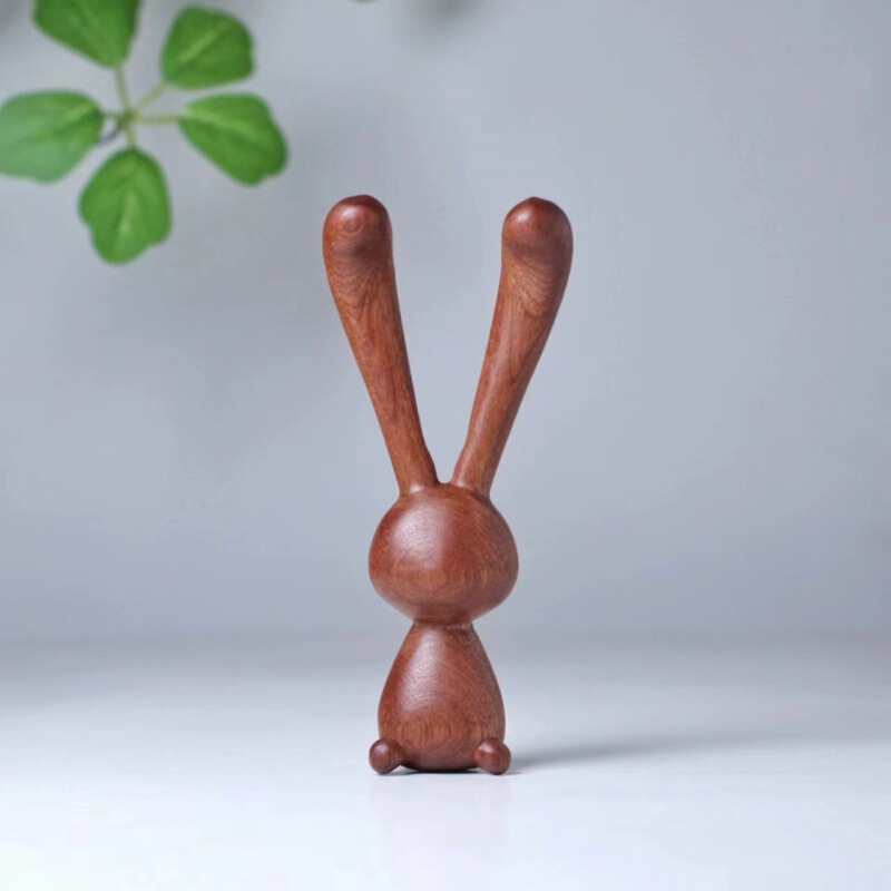 Ebony Creative Small Ornament in the Shape of a Rabbit, Stick for Lifting the Jawline and Pressing on the Temples, Gift Ebony Creative Small Ornament in the Shape of a Rabbit, Stick for Lifting the Jawline and Pressing on the Temples, Gift