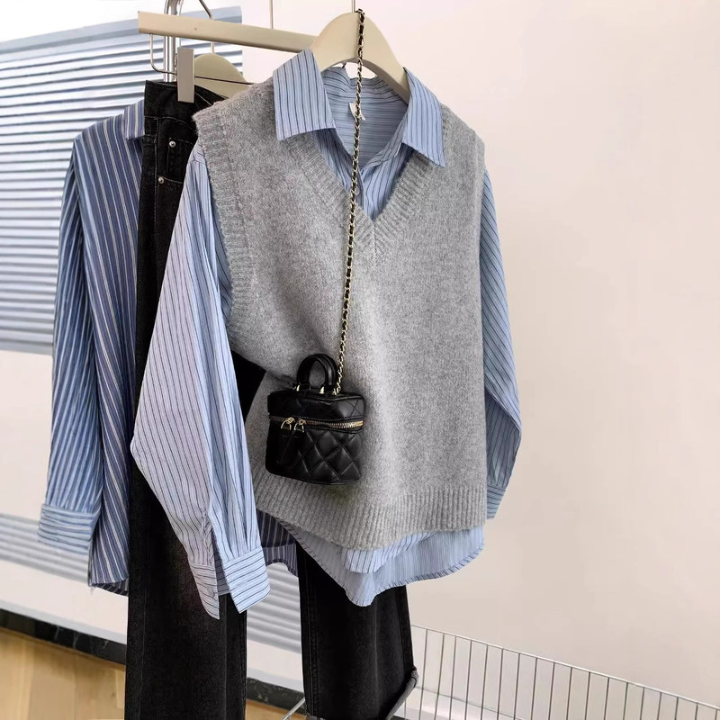 Grey V-neck Sleeveless Knitted Vest Women's Autumn and Winter Spring and Autumn Shirt Stacked Outer Wearing Vest Two-piece Top Grey V-neck Sleeveless Knitted Vest Women's Autumn and Winter Spring and Autumn Shirt Stacked Outer Wearing Vest Two-piece Top