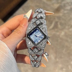 歌迪轻奢满钻高级感手镯式女表小众高级感复古手链石英手表