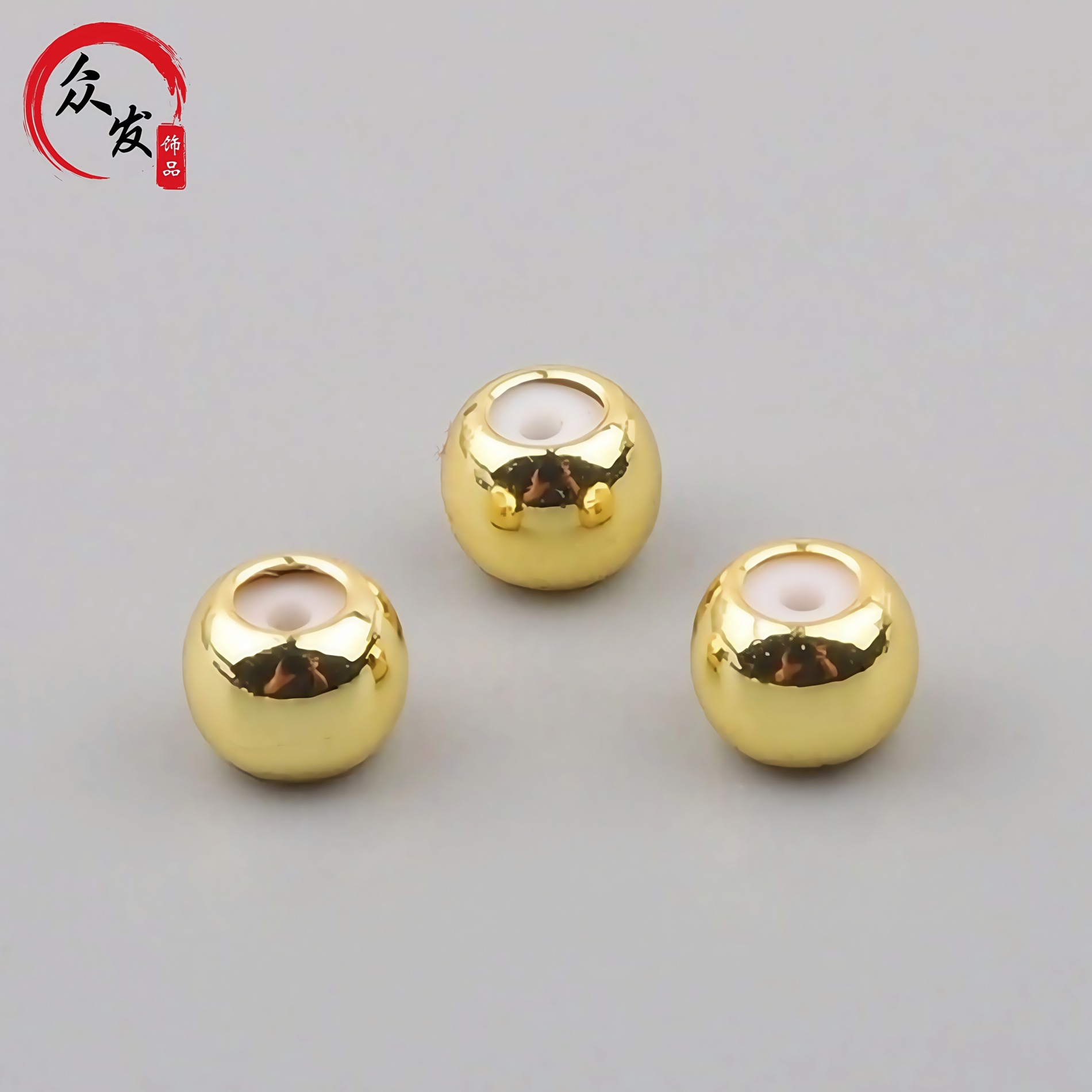 Golden, 750 sample gold