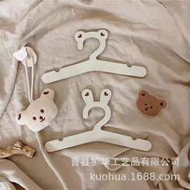 木质儿童挂衣架小熊兔子造型衣橱挂衣架木质民宿儿童房装饰衣架