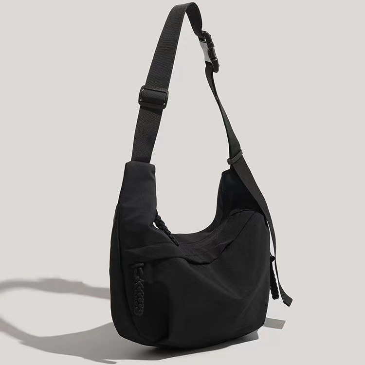 Dumpling Bun Female 2024 New Campus Sports Style Versatile Commuting Large Capacity Tote Classroom Single Shoulder_voghion.com