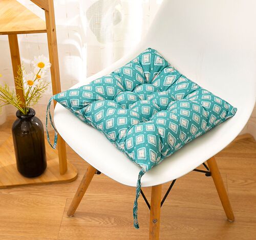 Seasonal Seat Cushion Manufacturer Supply Thick Fuzzy Breathable Cartoon Office Student Tatami Glute Cushion Chair Pad