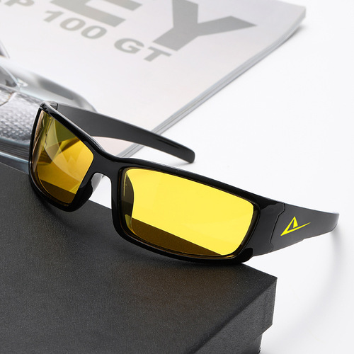 Amazon Cross-border Night Anti-glare Yellow Film Light Amplifying Night Driving Polarized Night Vision Glasses for Drivers Sunglasses