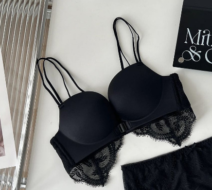 Ventas directas de fábrica comercio electrónico transfronterizo sudeste asiático Vietnam Tailandia ropa interior mariposa chaleco de encaje hermoso sujetador con hebilla delantera