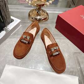高端品质2026新款时髦水钻方扣蝴蝶结平底鞋女真皮舒适一脚蹬女鞋