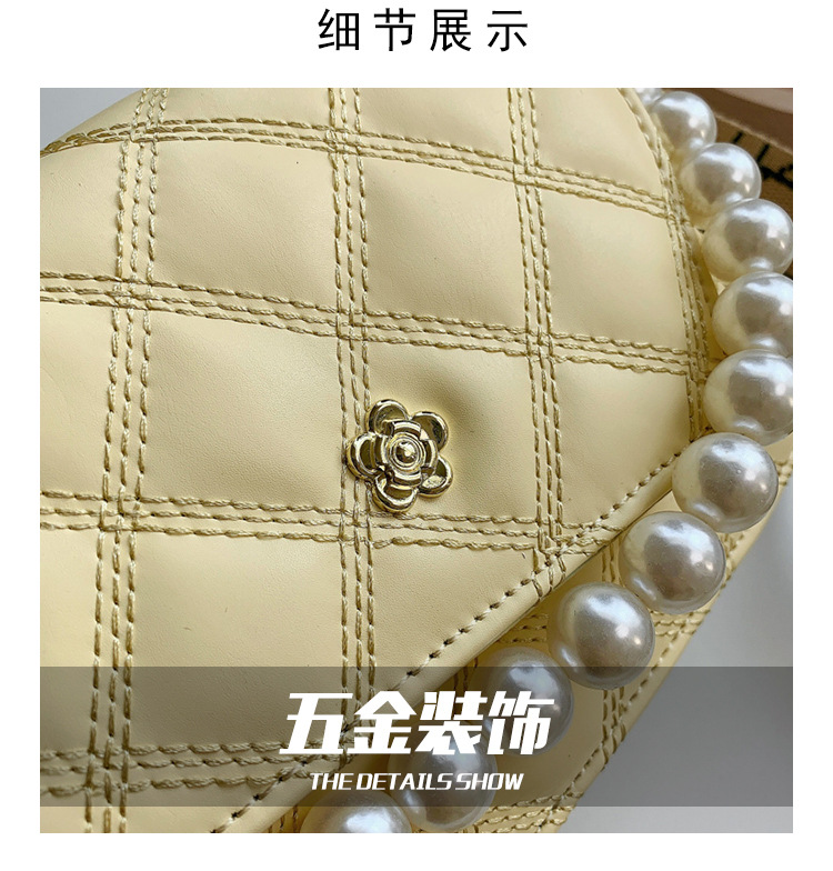 Fashion Pearl Chain Shoulder Messenger Portable Bag Wholesale display picture 21