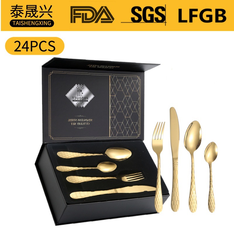 Productos de comercio electrónico transfronterizos cubiertos de acero inoxidable set de 24 piezas de cubo de agua cuatro piezas principales caja de regalo cuchillo de comida occidental set de tenedor y cuchara