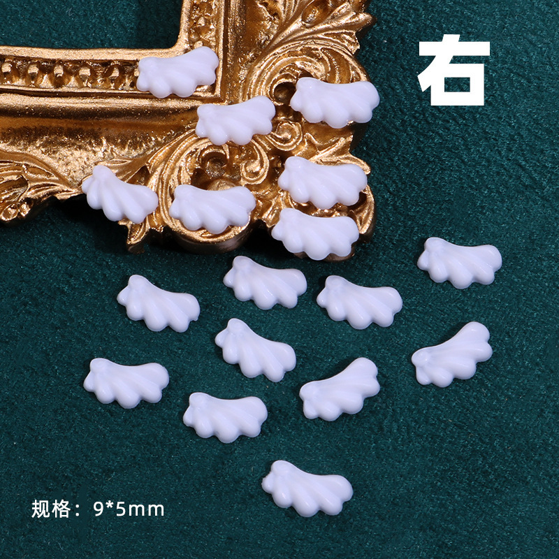 白色天使翅膀-右带点