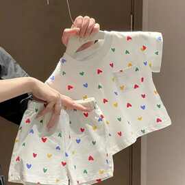 夏季新款卡通洋气男女儿童宝宝满印花爱心短袖T恤裤子两件套童装