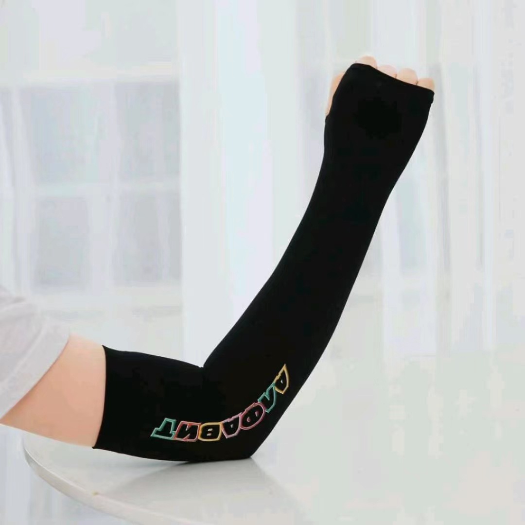 夏季防曬冰袖男女冰絲袖套防紫外線透氣手套手臂袖騎行開車護臂袖