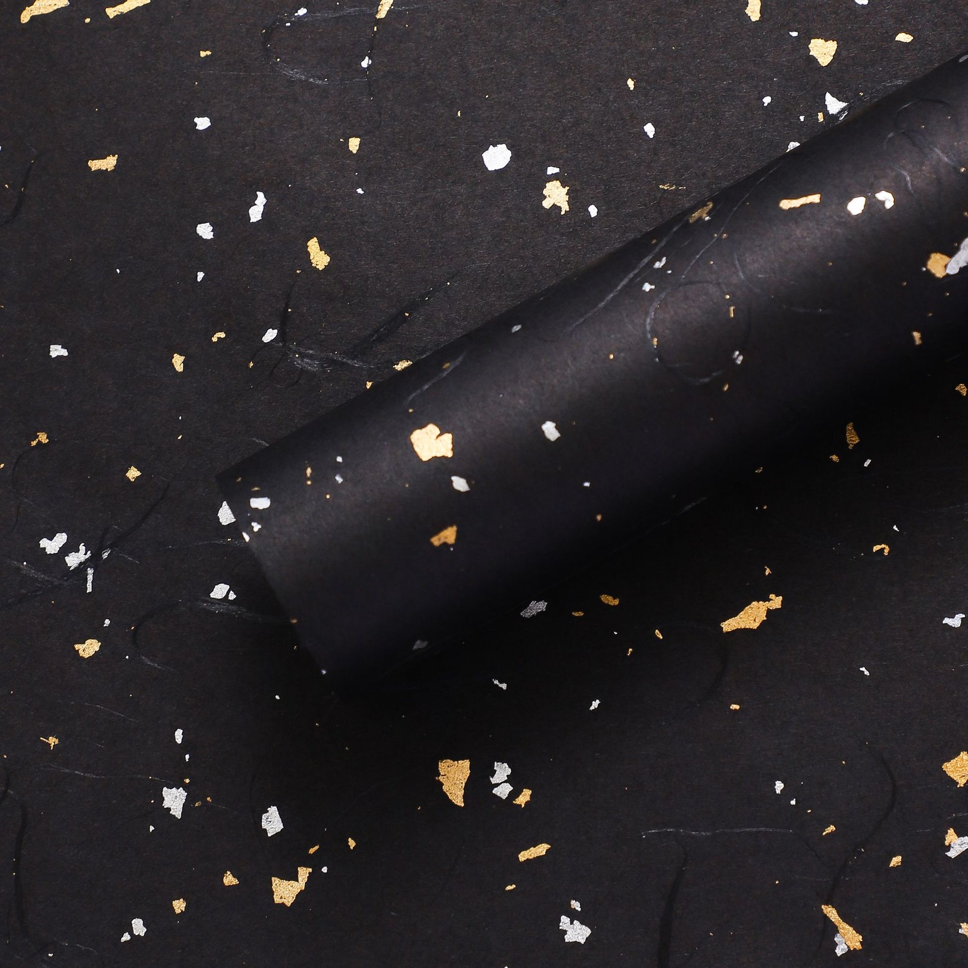 Siete colores, sueños, puntos de oro y plata, flores, flores, papel, ramo, caja de regalo, bricolaje hecho a mano, material de embalaje floral