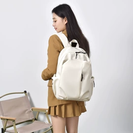 休闲背包;通用双肩背包;旅行包袋