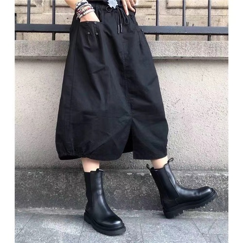 2025 Spring New Plus Size Women's Skirt with Slits, Black A-line Medium-length Skirt for Slimming Effect